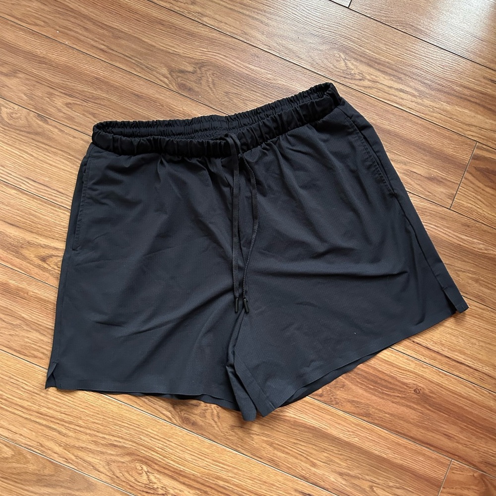 Wms XL Navy Lightweight Shorts UNIQLO
